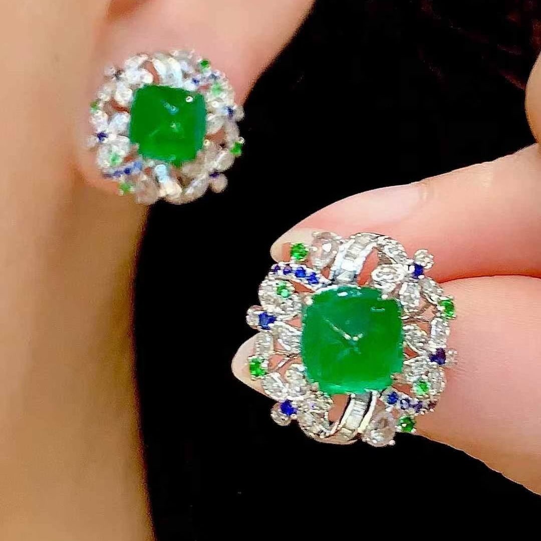 14k Gold 4.35 Ct Natural Emerald & Diamond Earrings - 5