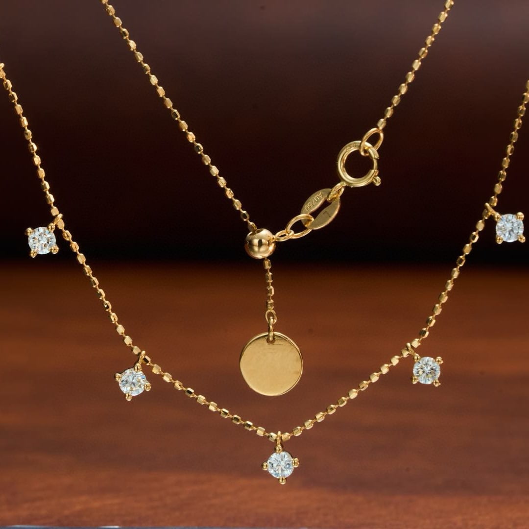 14k Gold 0.7 Ct Natural H Diamond Necklace: Ref:231151135 // gold content:14k gold // main gemstone:diamond // shape:round // carat weight:0. 7ct // clarity grade:vs-si // color:h // treatment:natural // cut grade:g // Low Estimate: 2600