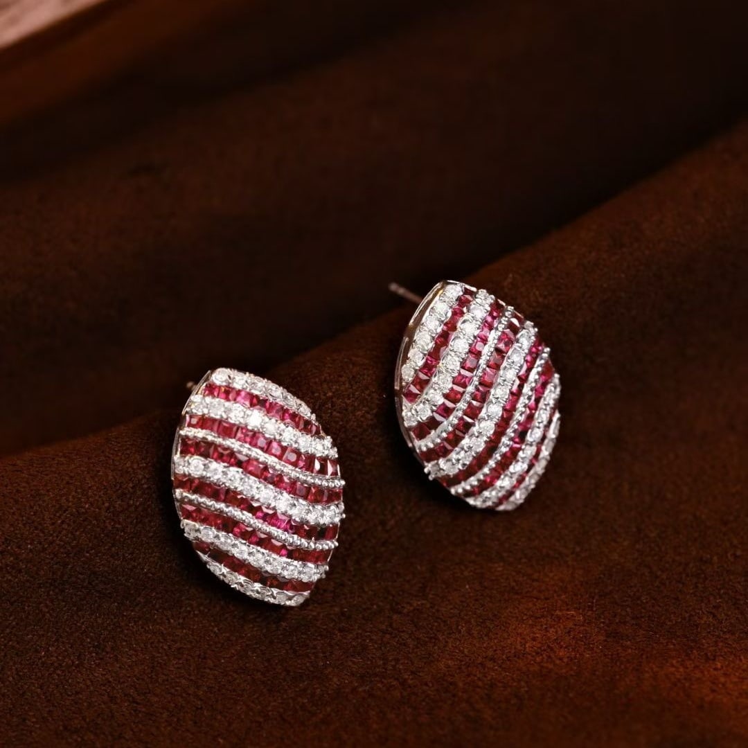 14k Gold 2.88 Ctw Natural Ruby & Diamond Earrings: Ref:231151144 // gold content:14k gold // main gemstone:ruby // shape:princess // carat weight:2. 18ct // color:red // treatment:natural // // adjacent gemstone 2 : diamond // shape:round // carat