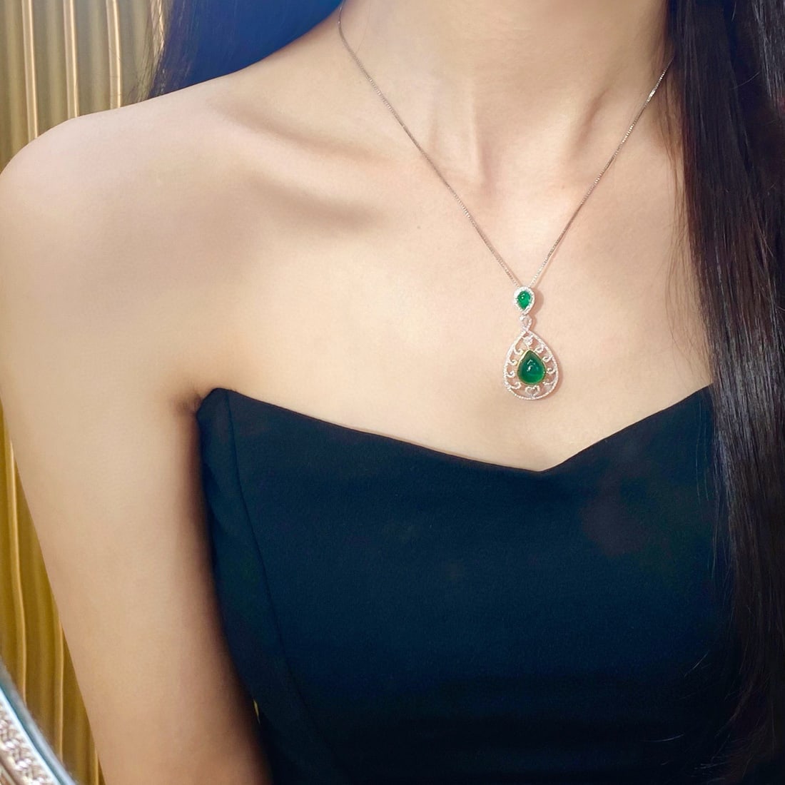 14k Gold 8.07 Ctw Natural Emerald & Diamond Pendant( Without Chain ) - 5