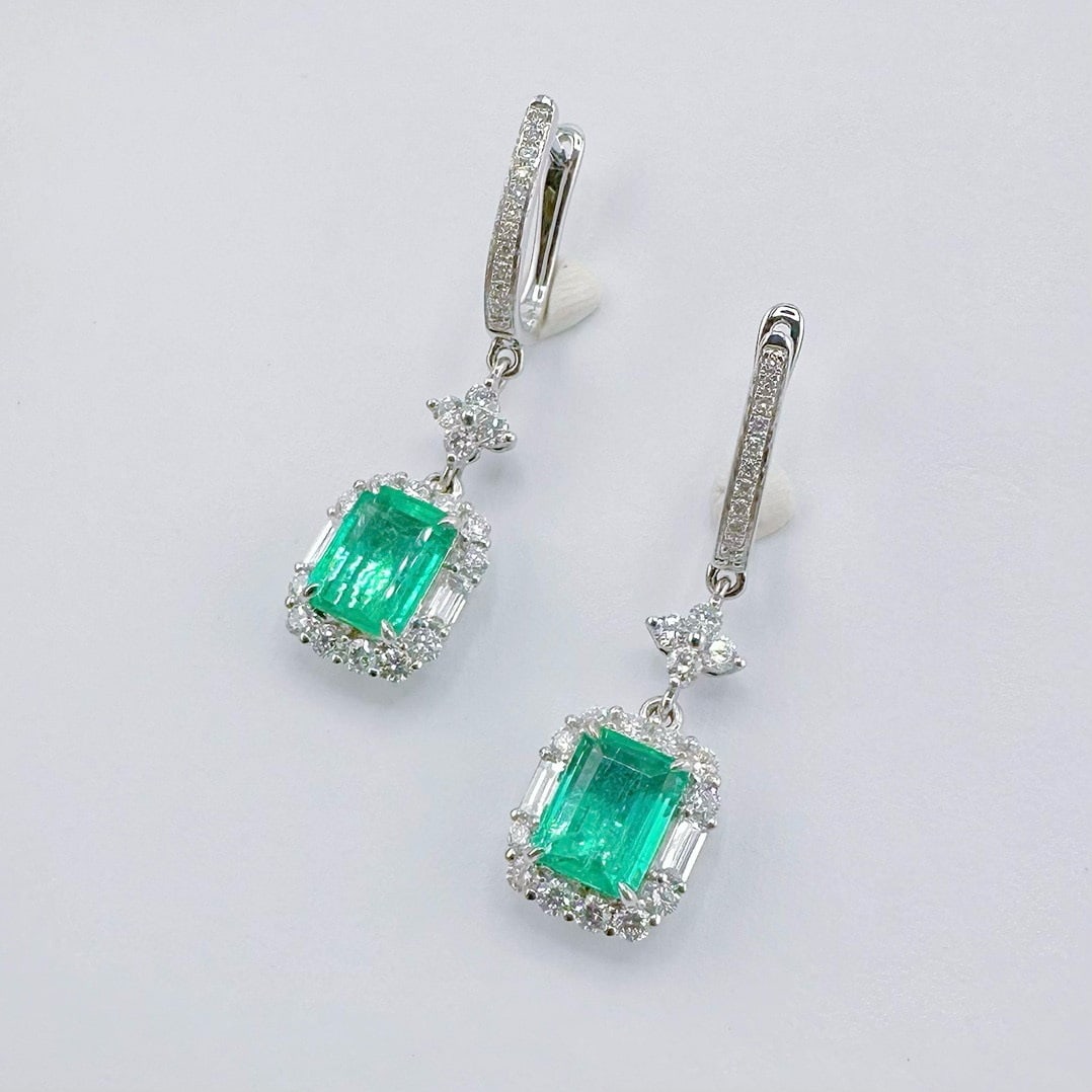 14k Gold 2.71 Ctw Natural Emerald & Diamond Earrings - 2