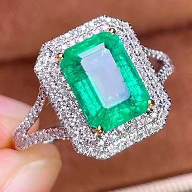 14k Gold 2.17 Ct Natural Emerald & Diamond Ring - 4