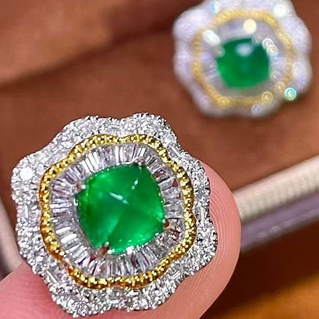 14k Gold 1.92 Ct Natural Emerald & Diamond Earrings - 5