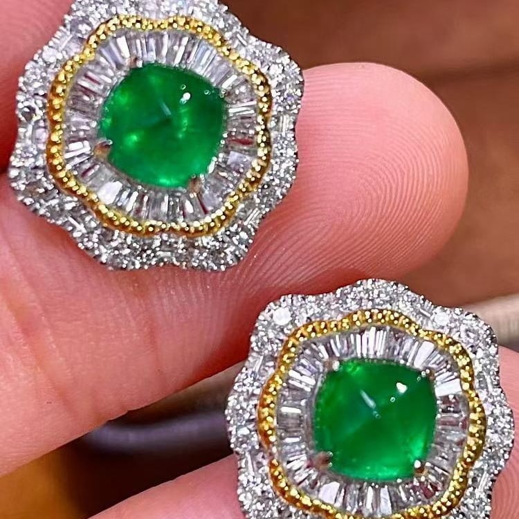 14k Gold 1.92 Ct Natural Emerald & Diamond Earrings - 6