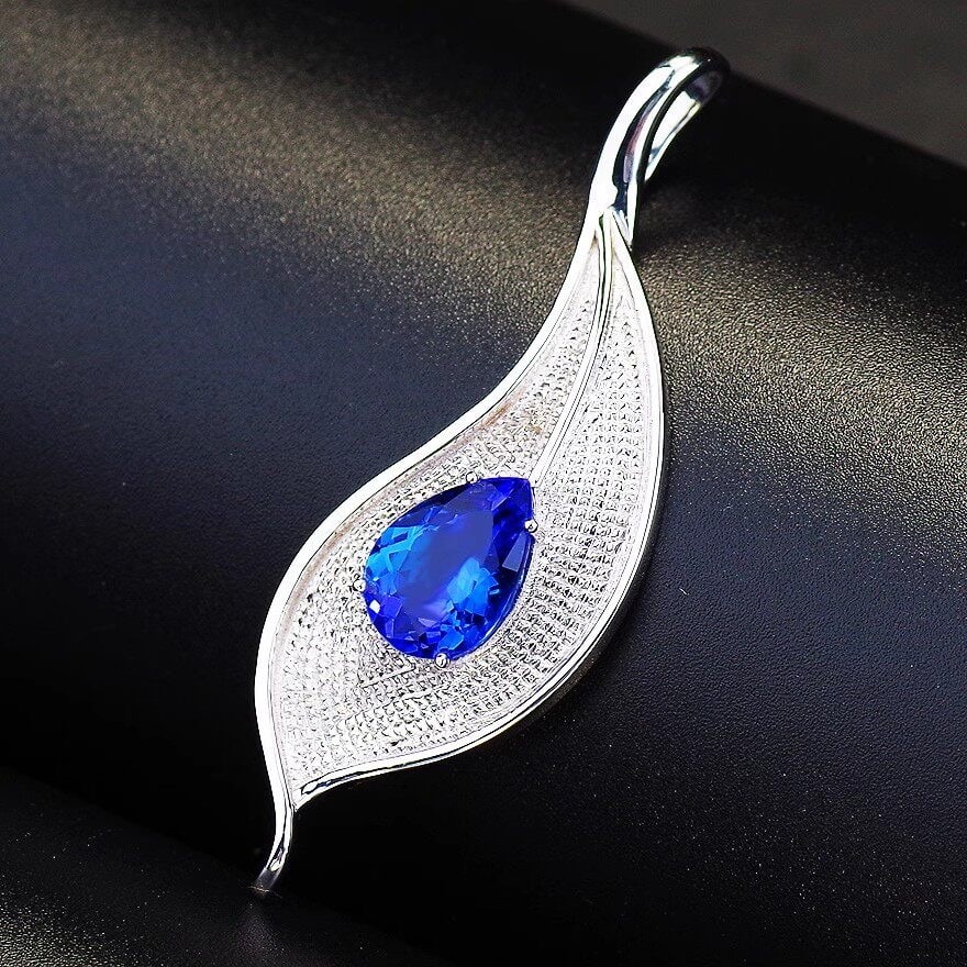 14k Gold 2.80 Ct Natural Tanzanite Pendant( Without Chain ) - 3