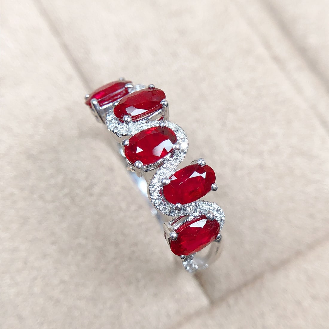 14k Gold 1.64 Ctw Vivid Red Natural Ruby & Diamond Ring - 3