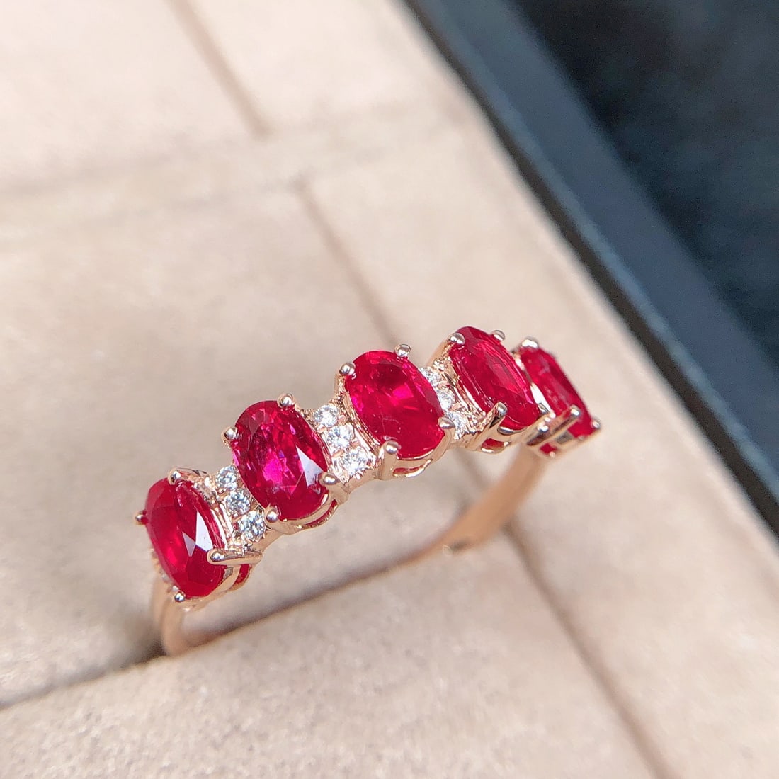 14k Gold 1.38 Ctw Natural Ruby & Diamond Ring: Ref:231152064 // gold content:14k gold // ring size:7. 25us // // main gemstone:ruby // shape:oval // carat weight:1. 29ct // color:red // treatment:natural // // adjacent gemstone 2 : diamond // shap