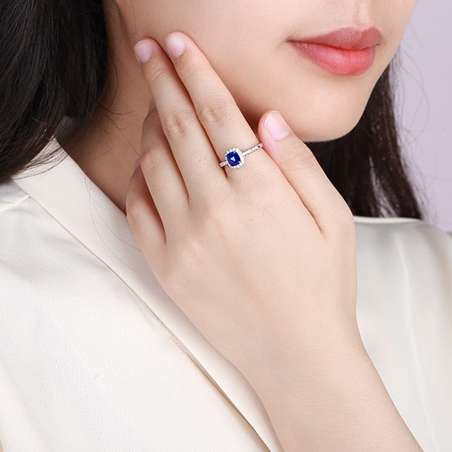 14k Gold 2.02 Ctw Vivid Blue Natural Sapphire & Diamond Ring - 6