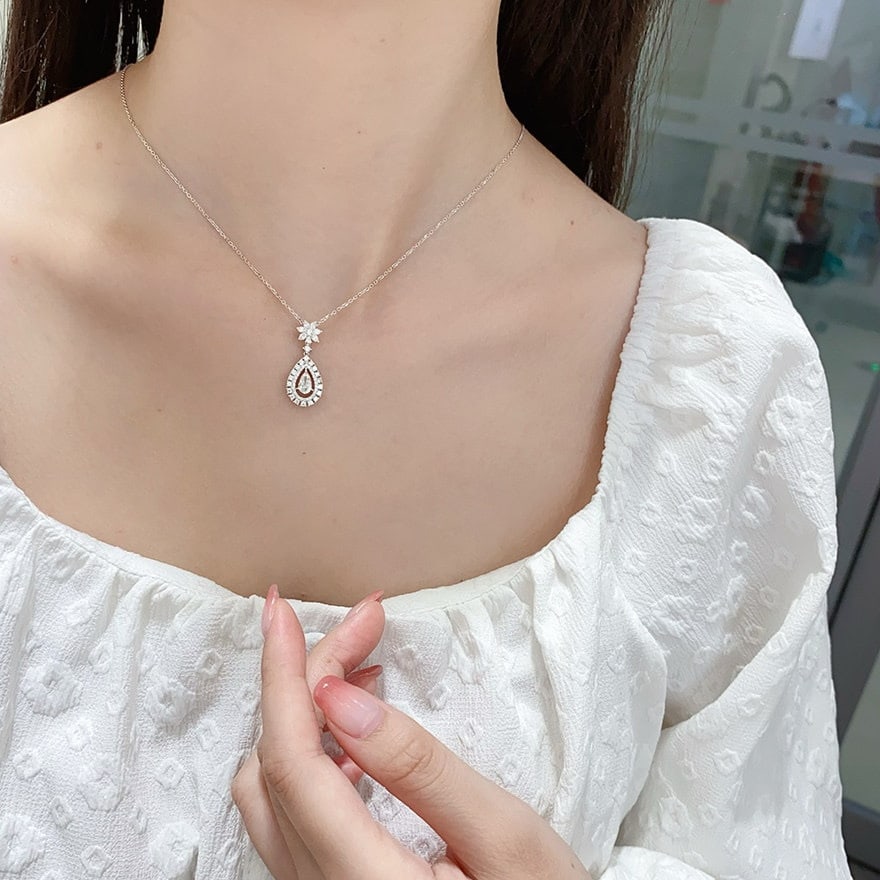 Gia Certified 14k Gold 0.3 Ct Natural F Vvs2 Pear Diamond Necklace - 3