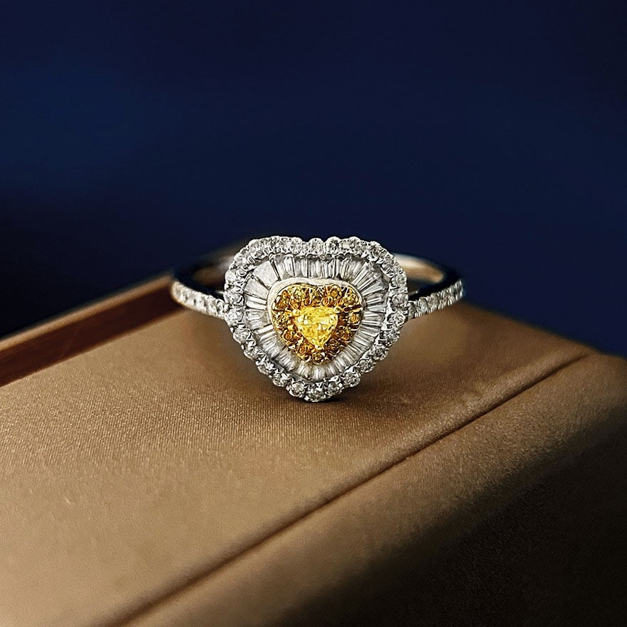 14k Gold 0.6 Ct Natural Color Diamond Ring (1 of 7)