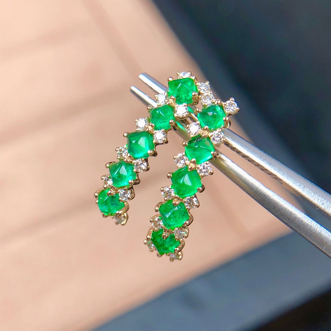 14k Gold 1.05 Ct Natural Emerald & Diamond Earrings - 4