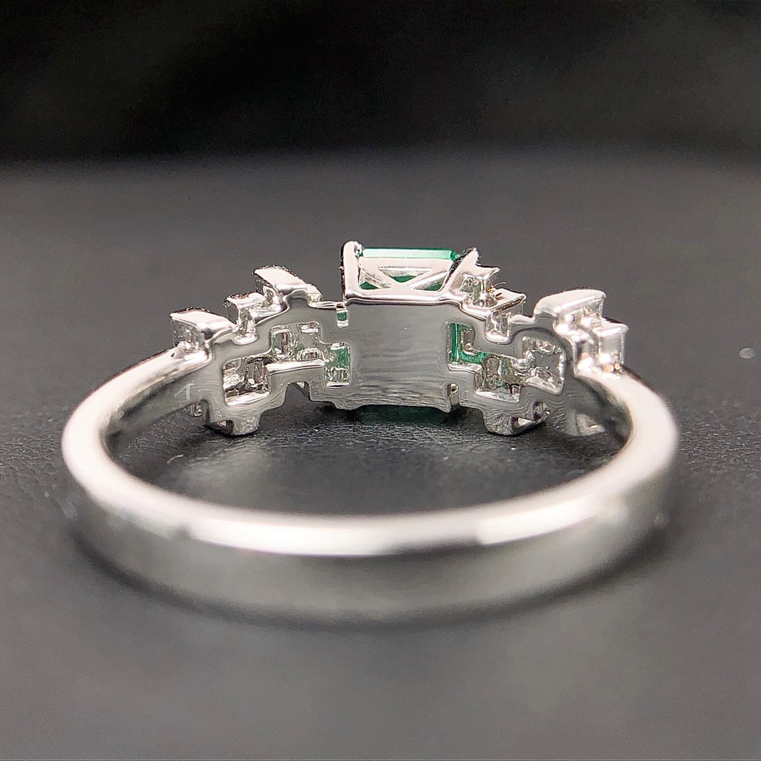 14k Gold 1.01 Ctw Natural Emerald & Diamond Ring - 6