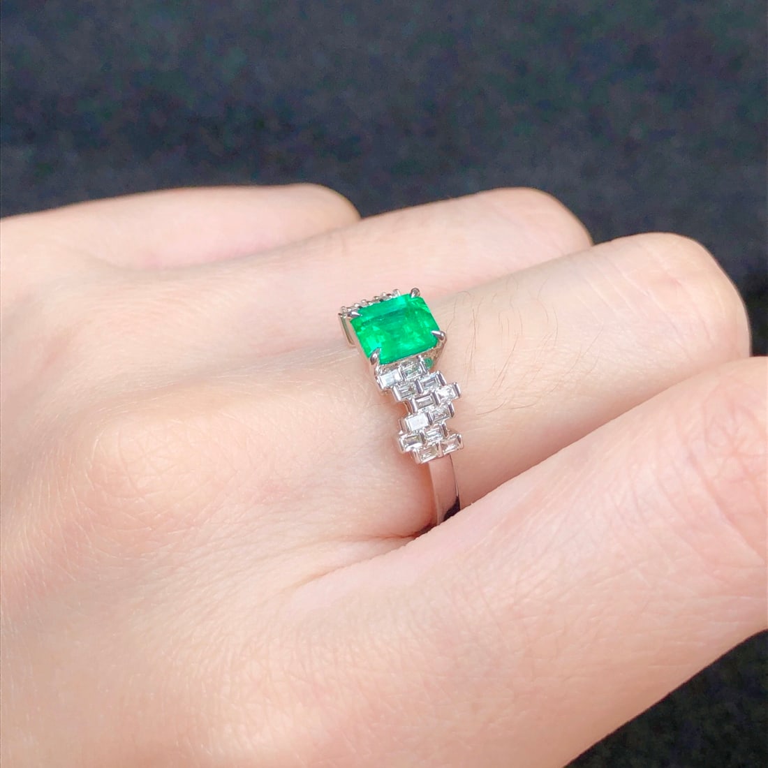 14k Gold 1.01 Ctw Natural Emerald & Diamond Ring - 8