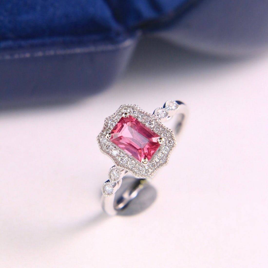 14k Gold 1.23 Ctw Natural Spinel & Diamond Ring - 2