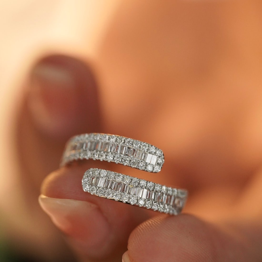 14k Gold 0.7 Ct Natural H Diamond Ring - 2
