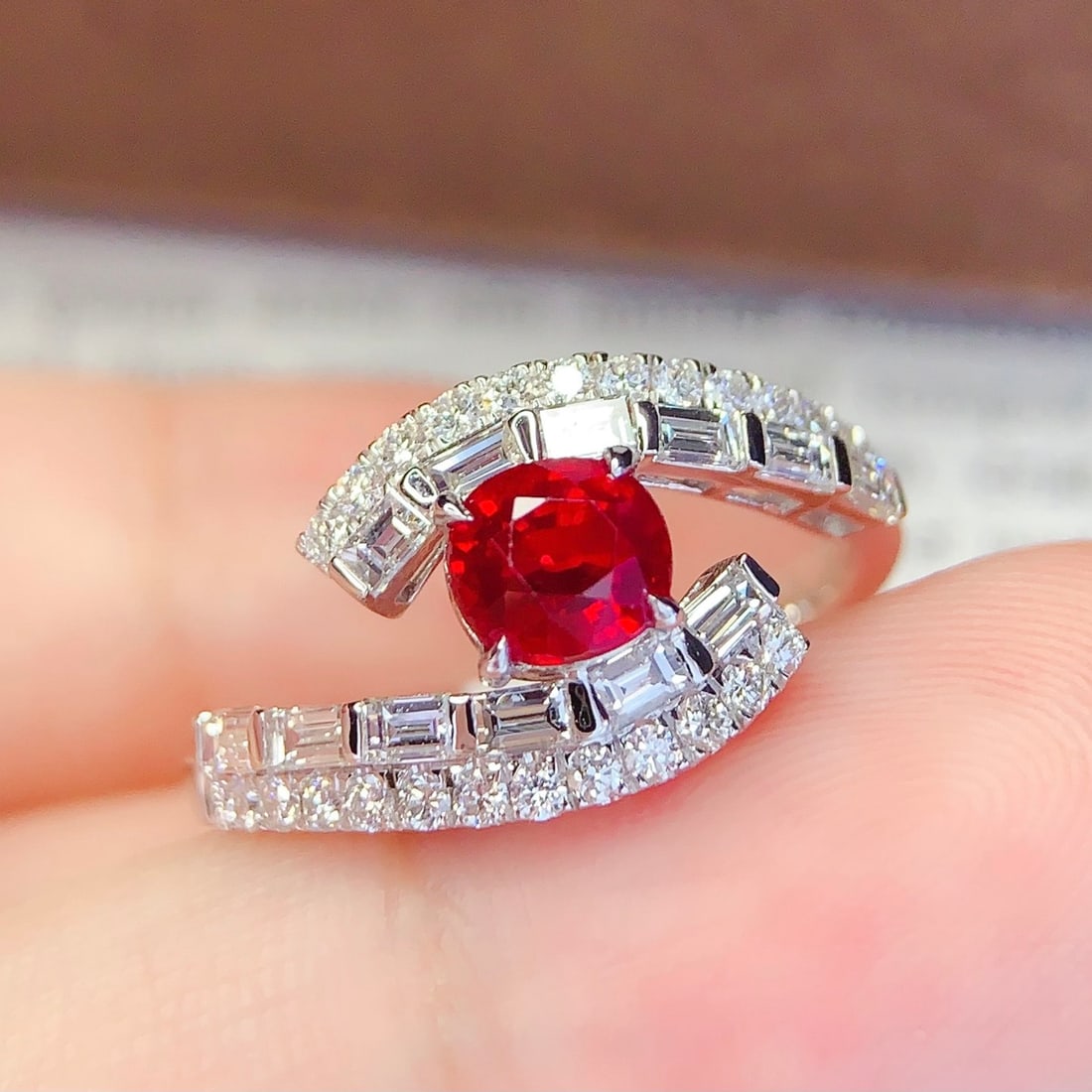 14k Gold 1 Ct Natural Ruby & Diamond Ring: Ref:231152132 // gold content:14k gold // ring size:7. 25us // // main gemstone:ruby // shape:oval // carat weight:1ct // color:red // treatment:natural // // adjacent gemstone 2 : diamond // number o