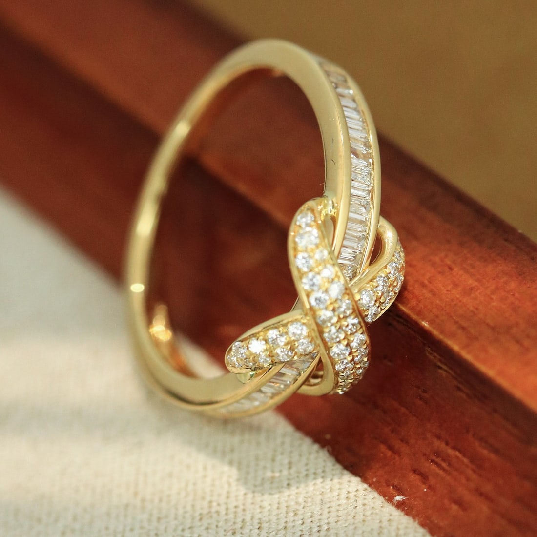14k Gold 0.37 Ct Natural H Diamond Ring - 2