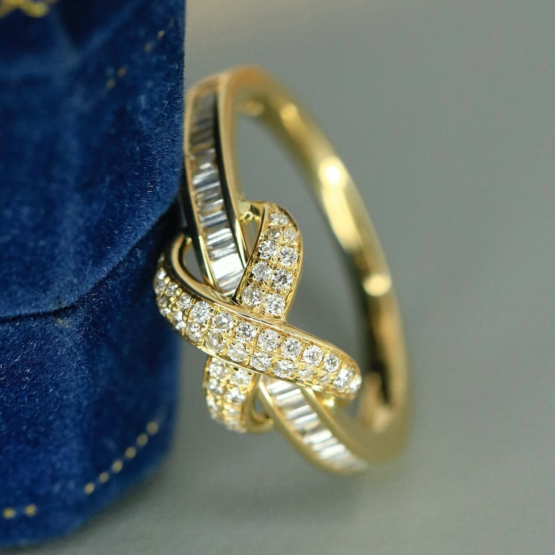 14k Gold 0.37 Ct Natural H Diamond Ring - 3