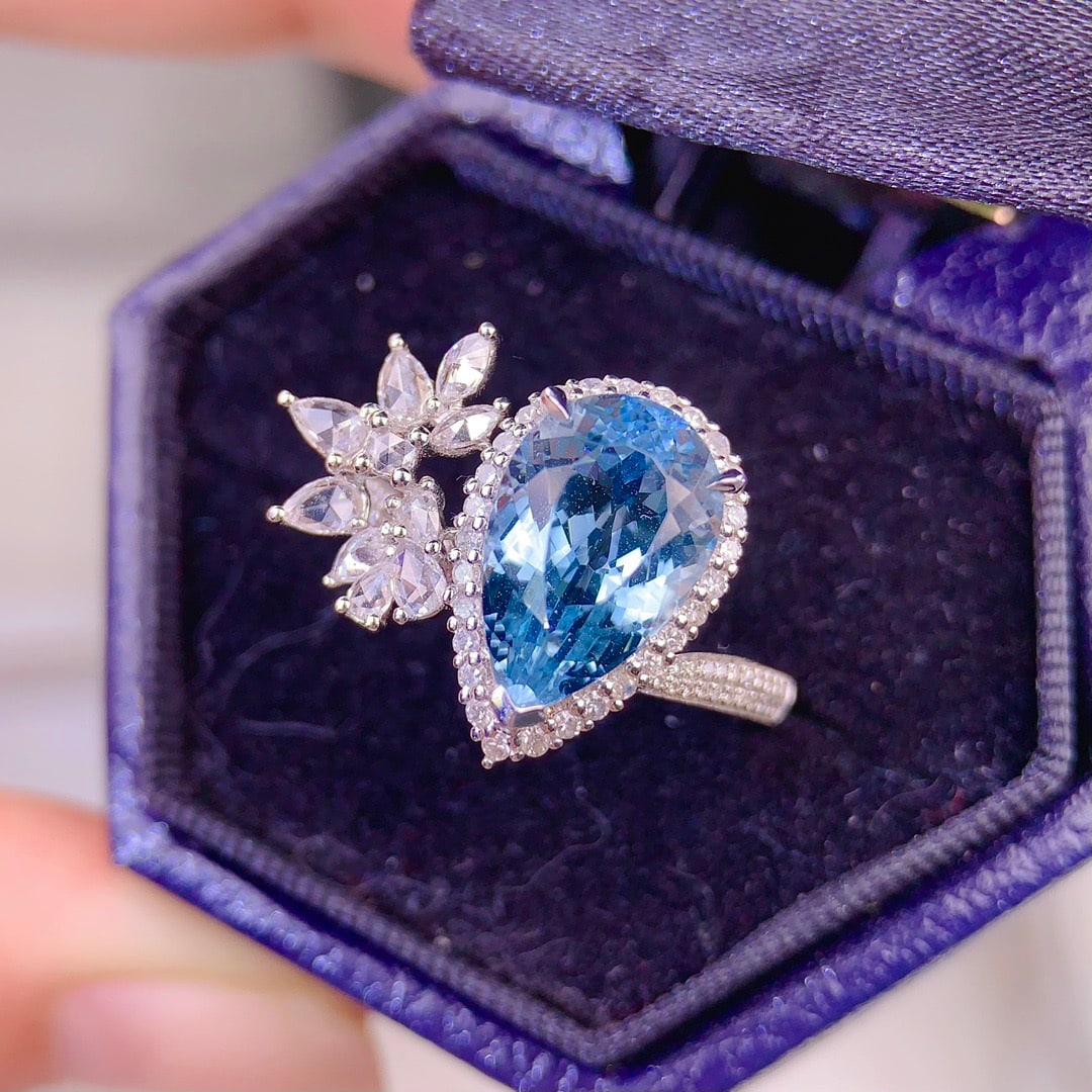 14k Gold 3.8 Ct Natural Aquamarine & Diamond Ring - 2