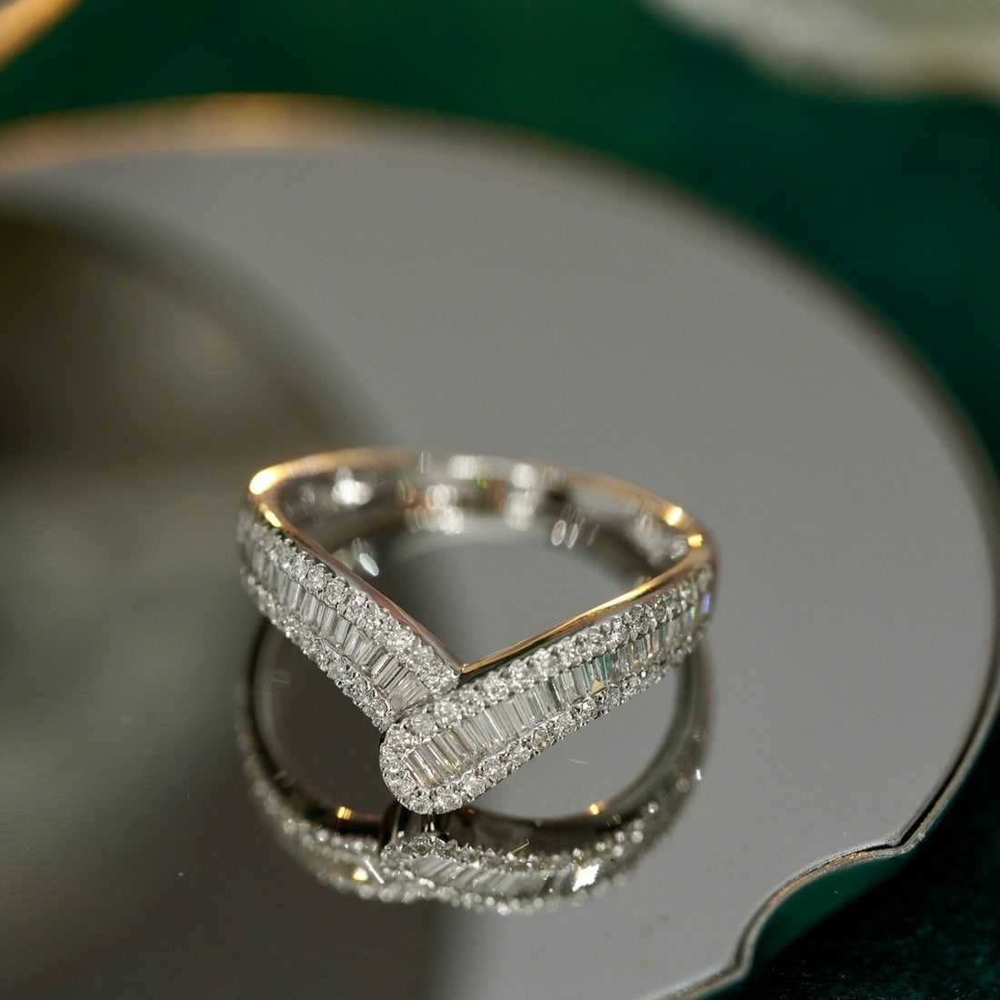 14k Gold 0.54 Ct Natural H Diamond Ring - 6