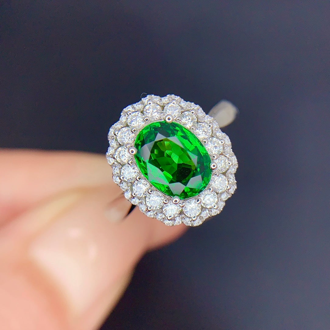 14k Gold 1.51 Ct Natural Tsavorite & Diamond Ring - 2