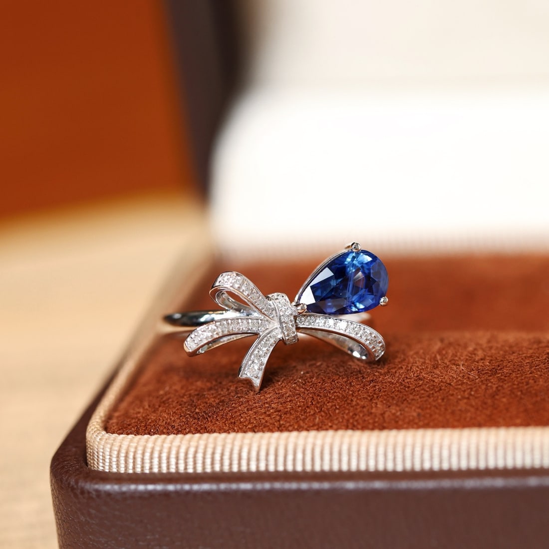 14k Gold 1.73 Ctw Natural Sapphire & Diamond Ring: Ref:231152168 // gold content:14k gold // ring size:7. 25us // // main gemstone:sapphire // shape:pear // carat weight:1. 58ct // color:blue // treatment:natural // // adjacent gemstone 2 : diamond