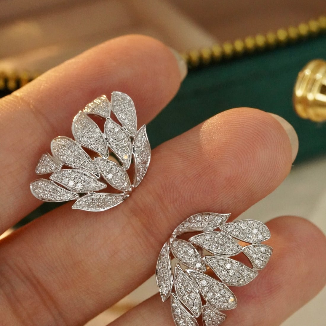 14k Gold 0.9 Ct Natural H Diamond Earrings - 5