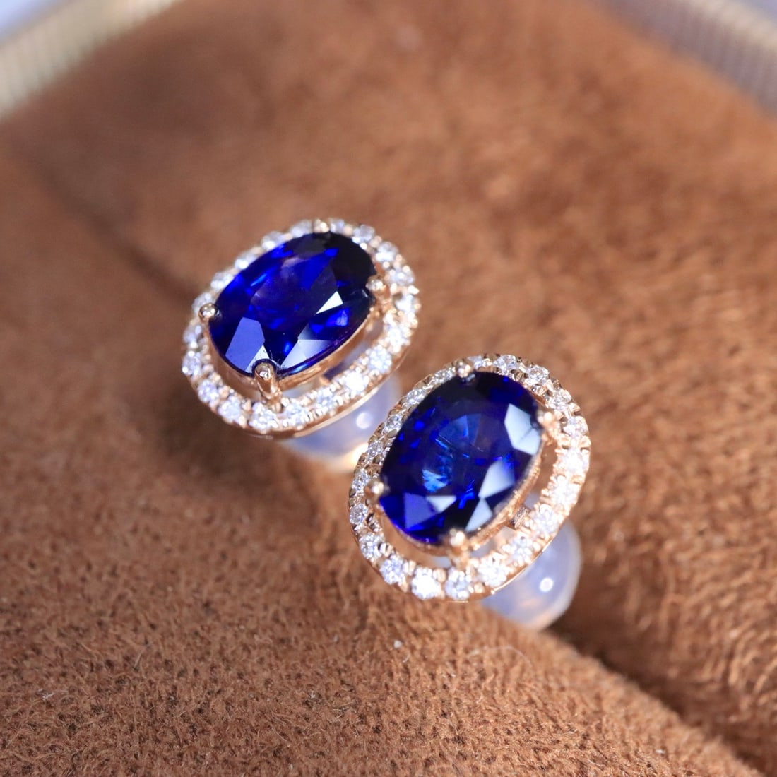 14k Gold 1.40 Ctw Natural Sapphire & Diamond Earrings - 4