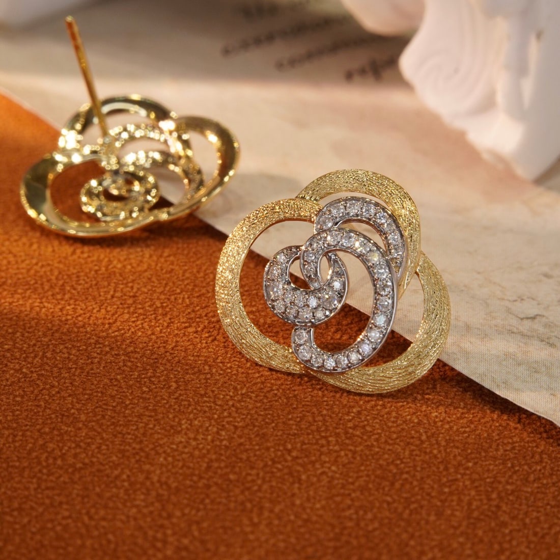 14k Gold 0.36 Ct Natural H Diamond Earrings - 4