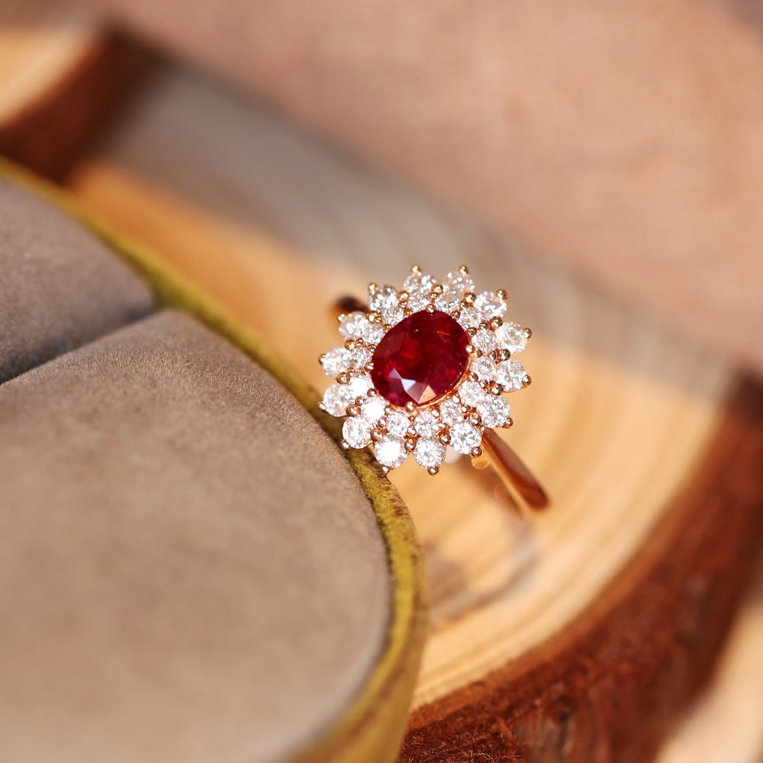 14k Gold 1.84 Ctw Natural Ruby & Diamond Ring - 4