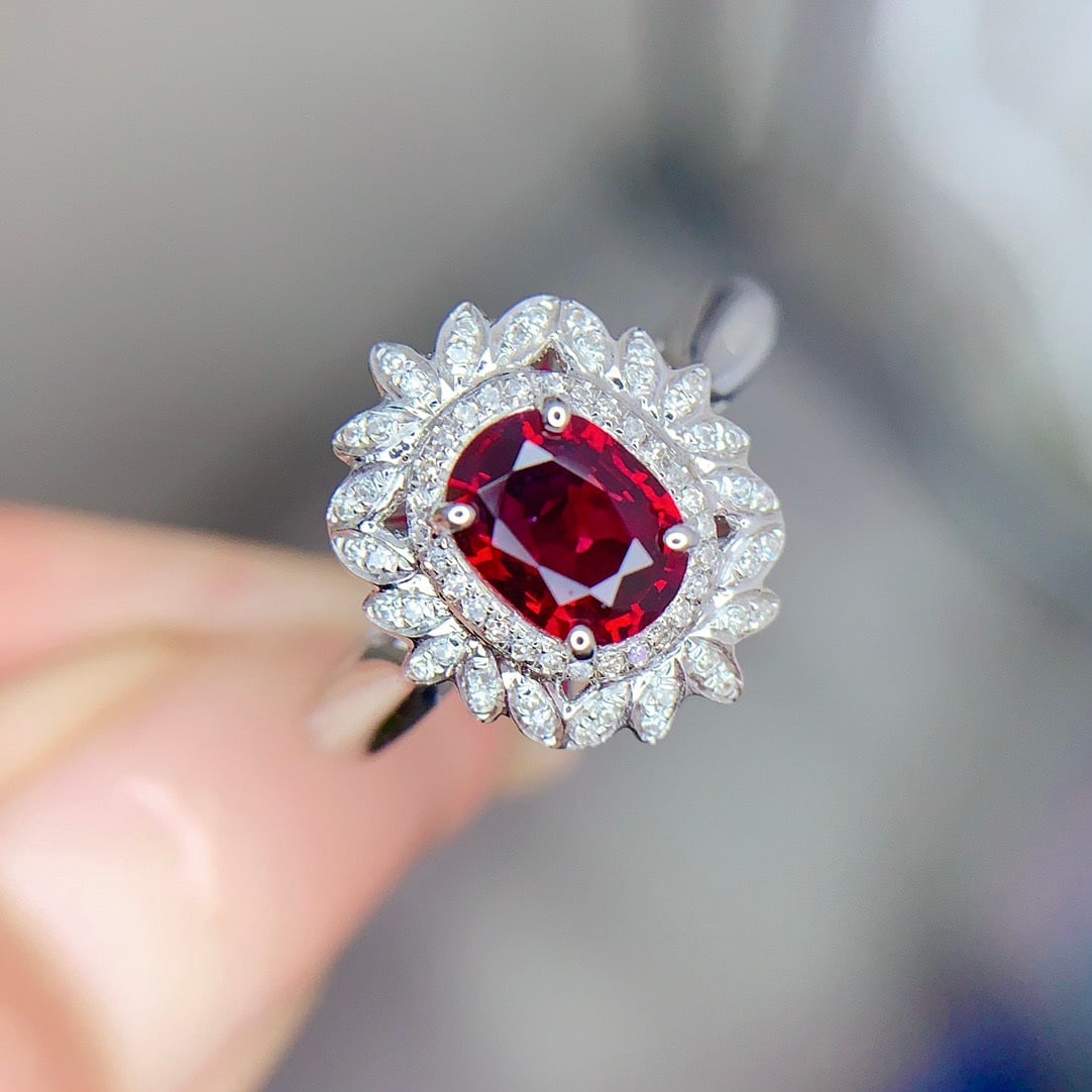 14k Gold 0.82 Ct Natural Ruby & Diamond Ring - 2