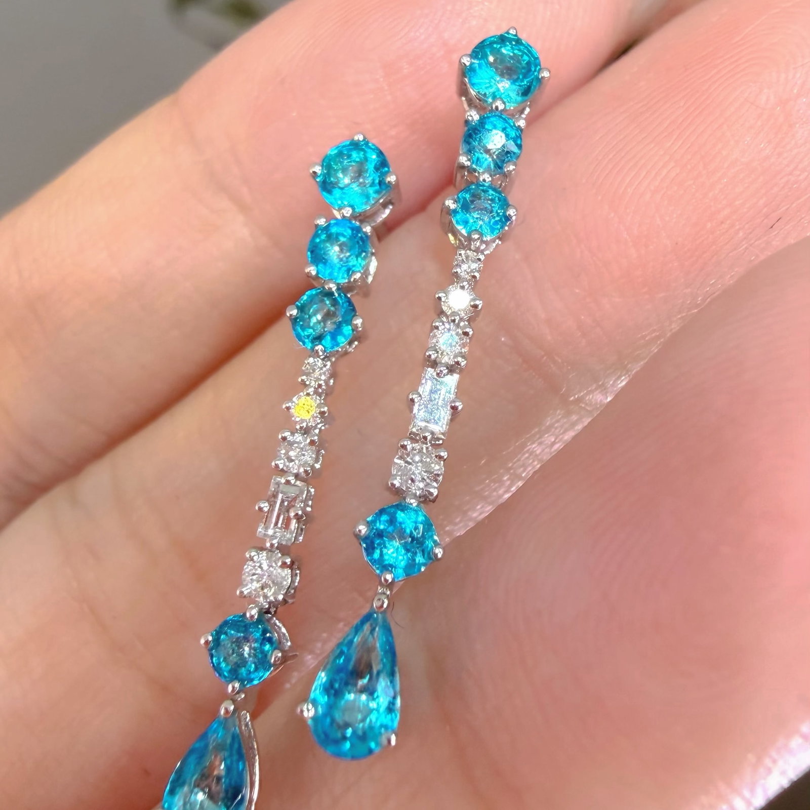 14k Gold 1 Ct Natural Paraiba Tourmaline & Diamond Earrings - 4