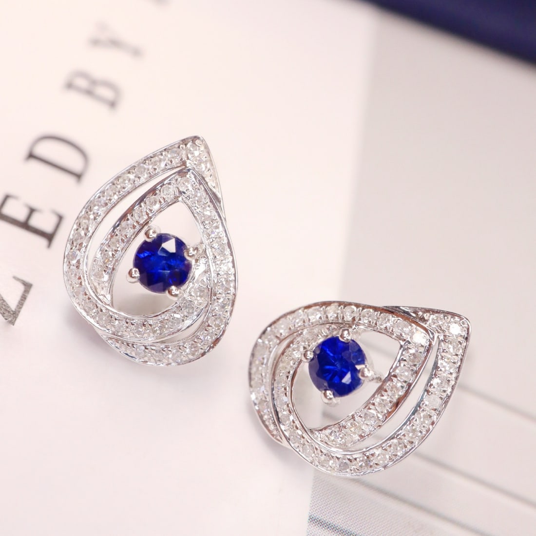 14k Gold 0.57 Ctw Natural Sapphire & Diamond Earrings - 3
