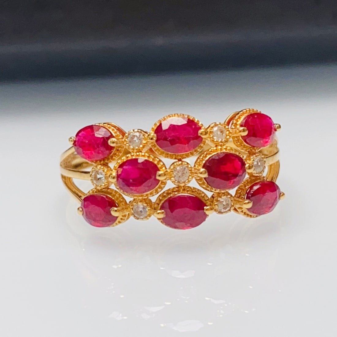 14k Gold 1.85 Ct Natural Ruby & Sapphire Ring: Ref:231152288 // gold content:14k gold // ring size:7. 25us // // main gemstone:ruby // shape:oval // carat weight:1. 85ct // color:red // treatment:natural // // adjacent gemstone 2 : sapphire // num