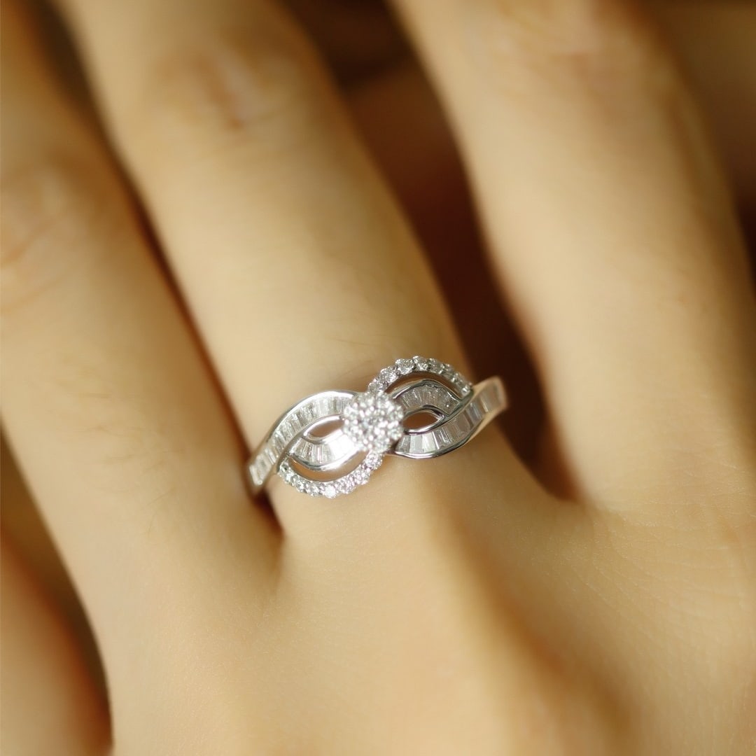 14k Gold 0.35 Ct Natural H Diamond Ring - 2