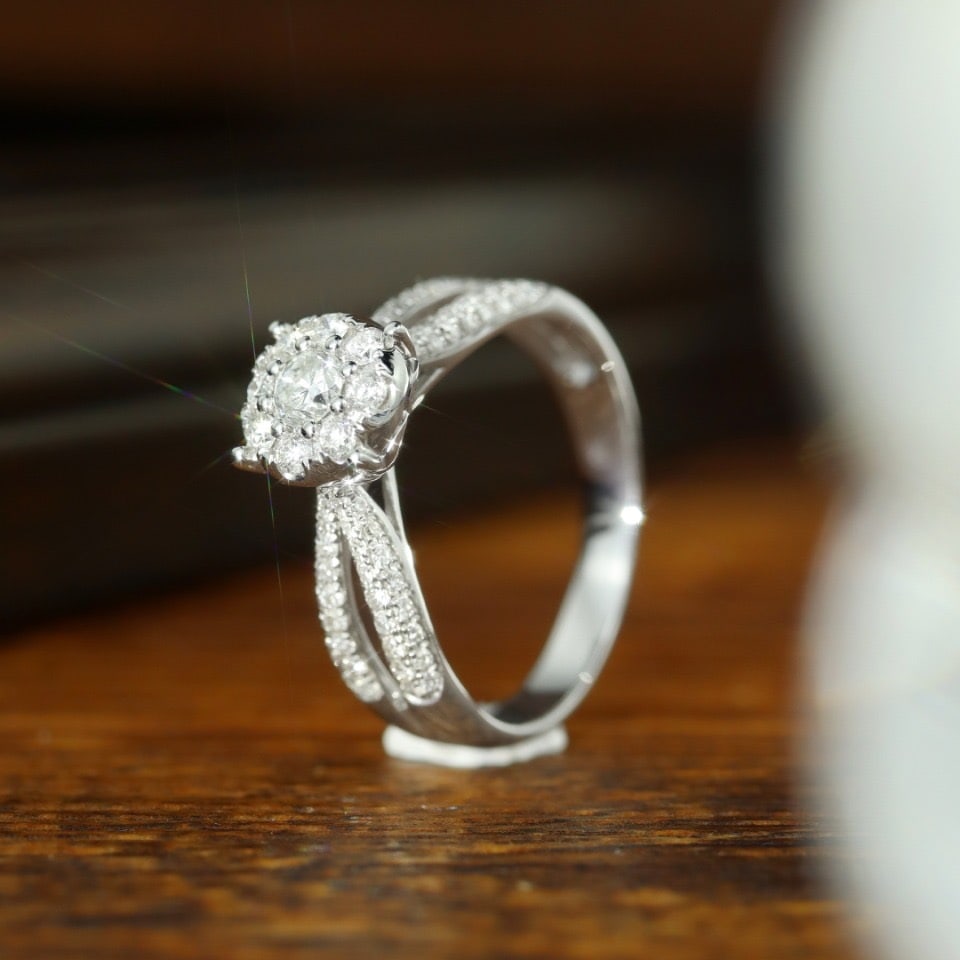 14k Gold 0.70 Ct Natural H Diamond Ring - 3