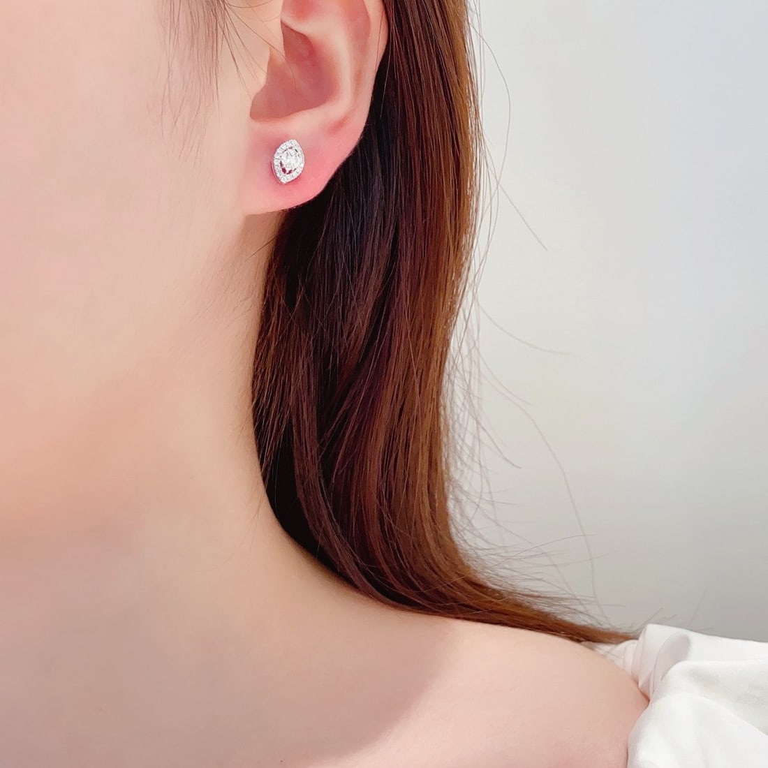 14k Gold 0.52 Ctw Natural H Diamond Earrings - 2