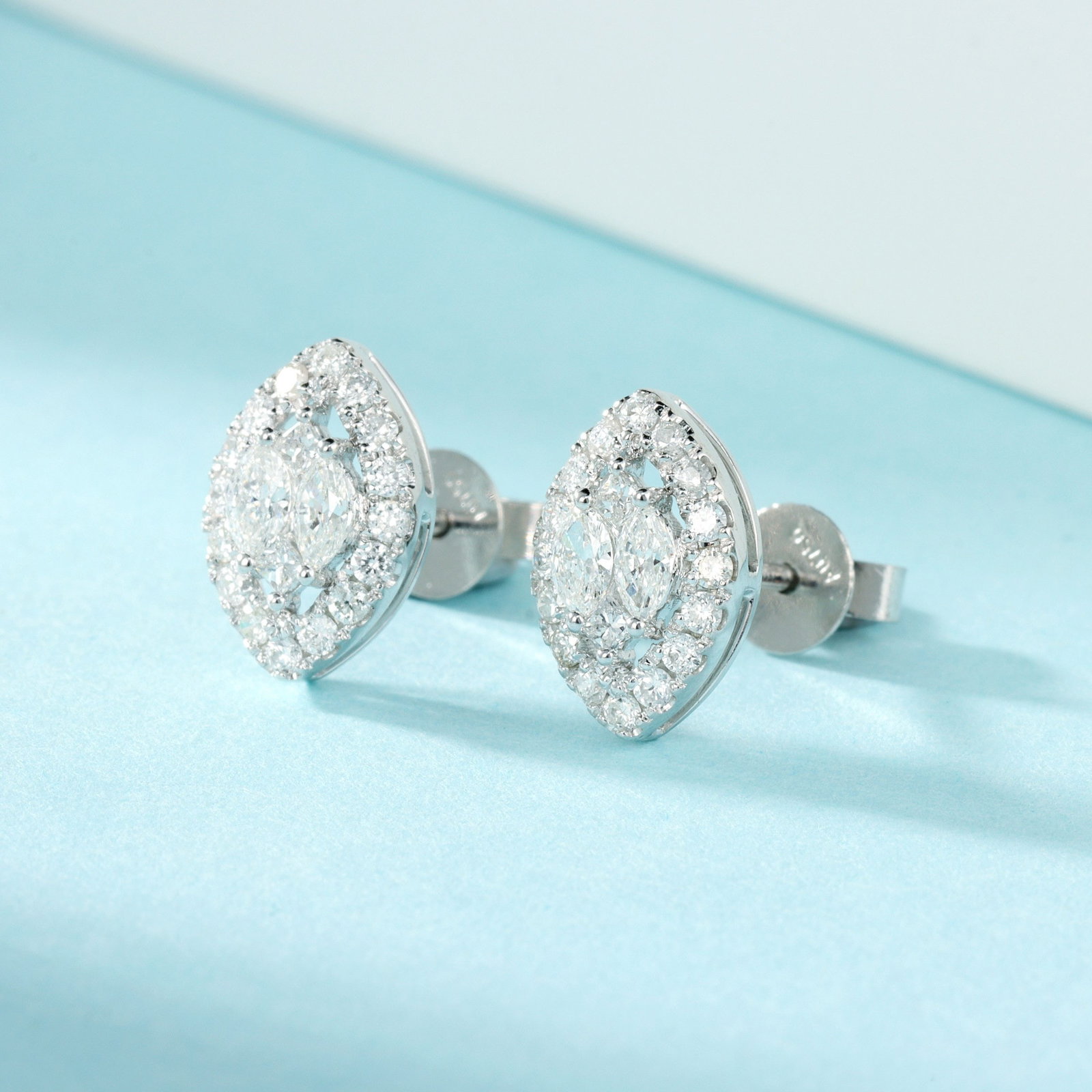 14k Gold 0.52 Ctw Natural H Diamond Earrings - 4
