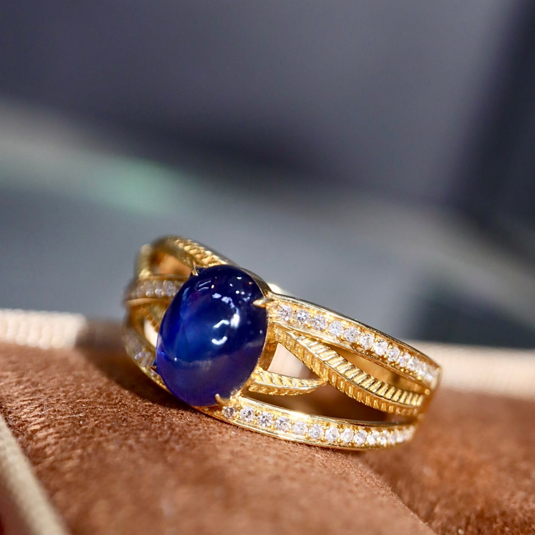 14k Gold 2.08 Ctw Natural Sapphire & Diamond Ring - 3