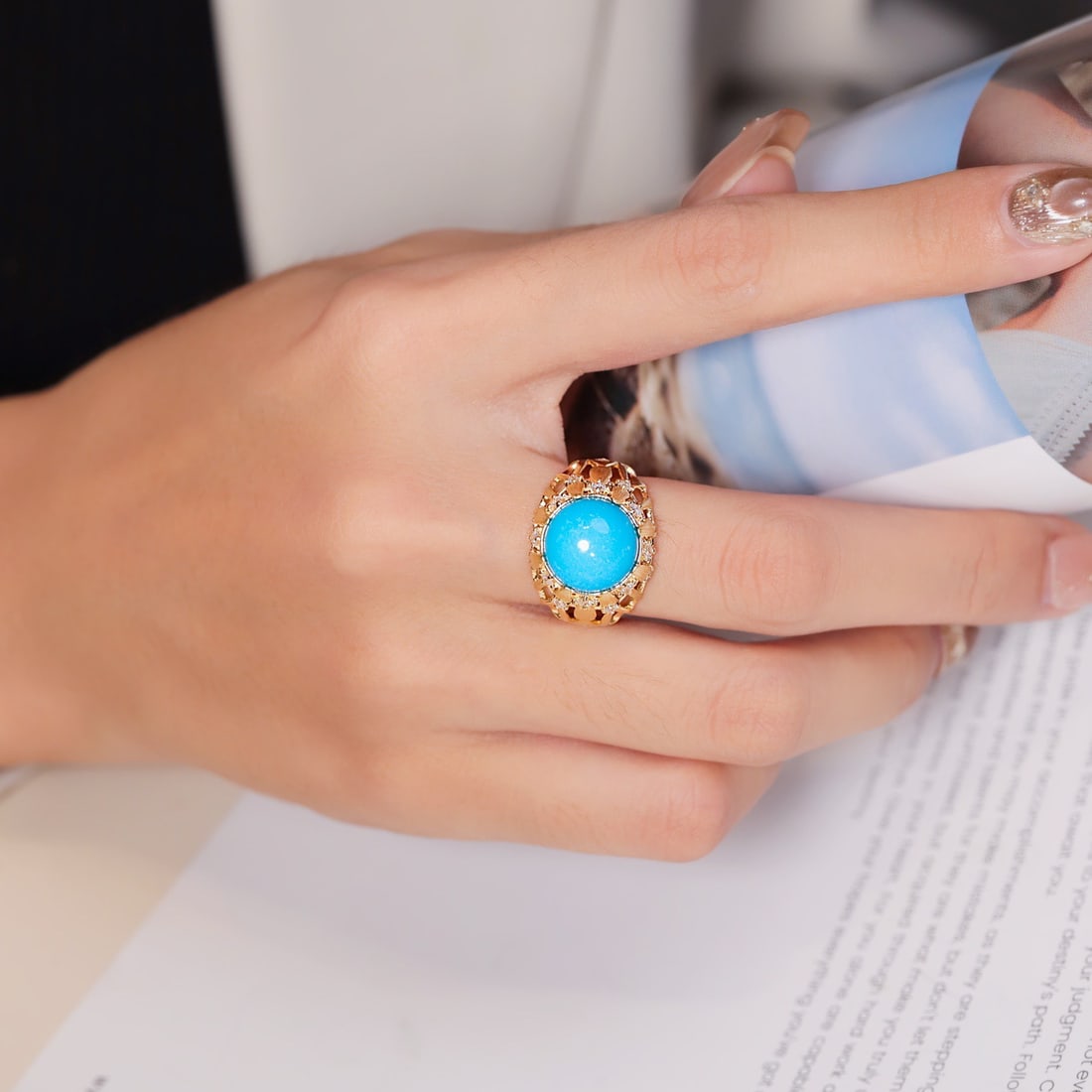 14k Gold 7.45 Ctw Natural Blue Turquoise & Diamond Ring - 2