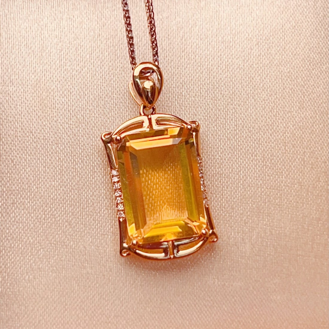 14k Gold 5.69 Ctw Natural Citrine & Diamond Pendant( Without Chain ) - 7