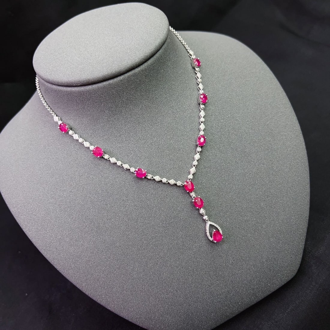 14k Gold 3.80 Ct Natural Ruby & Diamond Necklace - 2