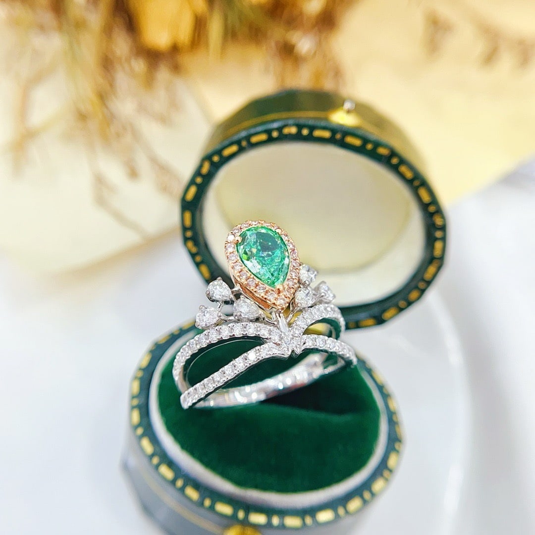 14k Gold 1.77 Ctw Natural Green Diamond & Diamond Ring - 3