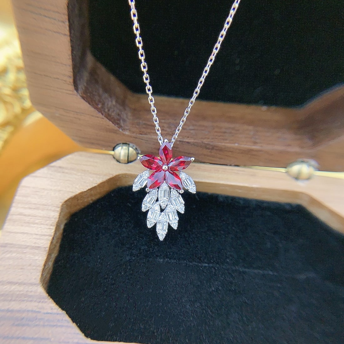 14k Gold 0.73 Ctw Natural Ruby & Diamond Necklace: Ref:231152368 // gold content:14k gold // main gemstone:ruby // shape:marquise // carat weight:0. 58ct // color:red // treatment:natural // // adjacent gemstone 2 : diamond // shape:multiple // carat
