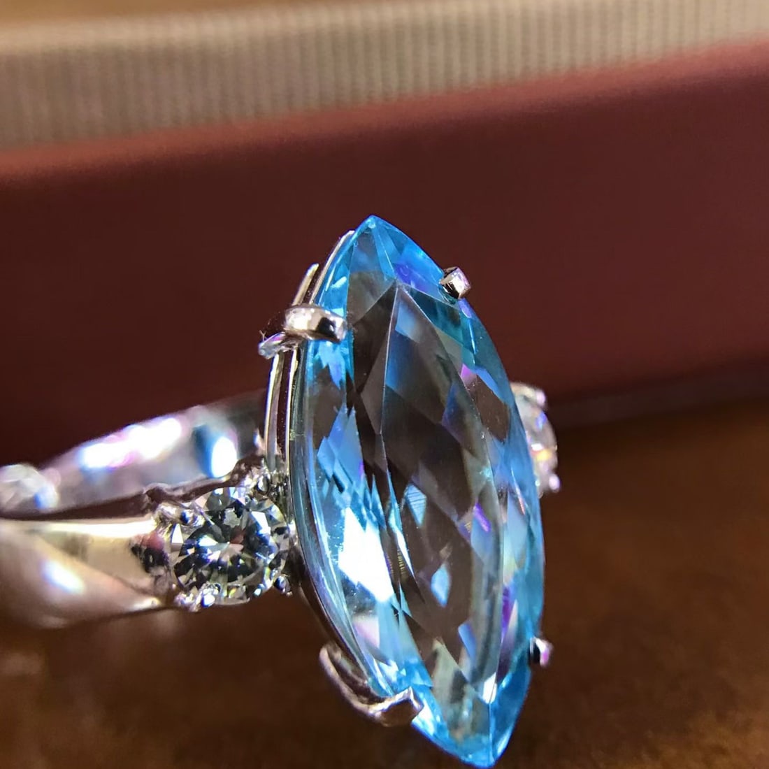 14k Gold 5.00 Ctw Natural Aquamarine & Diamond Ring - 3