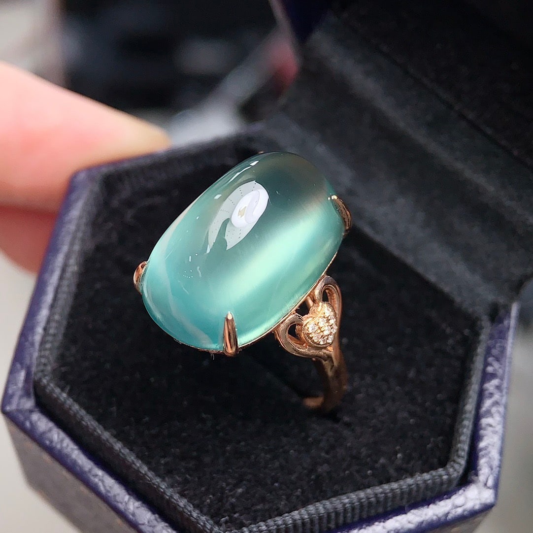 14k Gold 18.5 Ct Natural Prehnite & Diamond Ring - 2