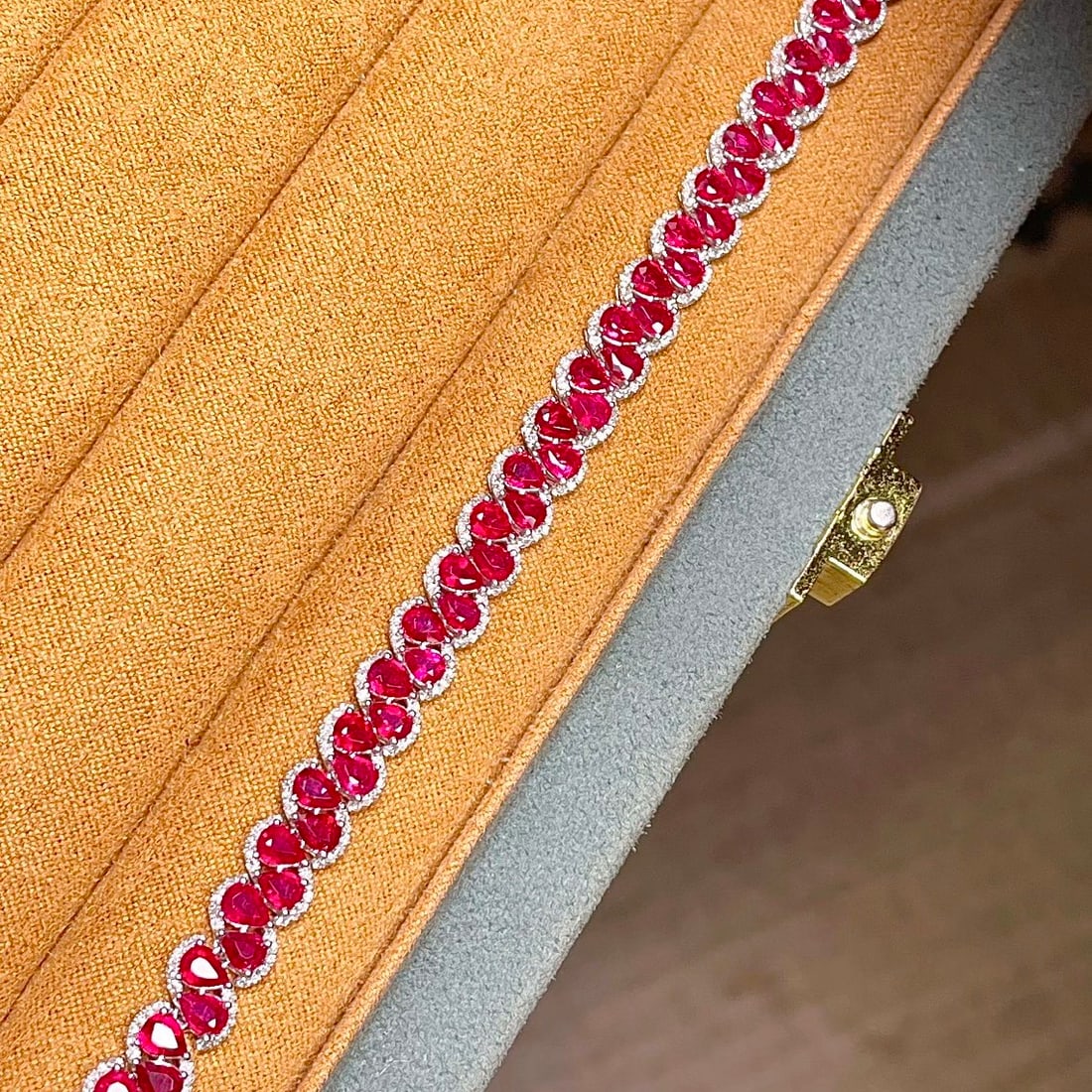 14k Gold 11 Ct Natural Ruby & Diamond Bracelet - 2