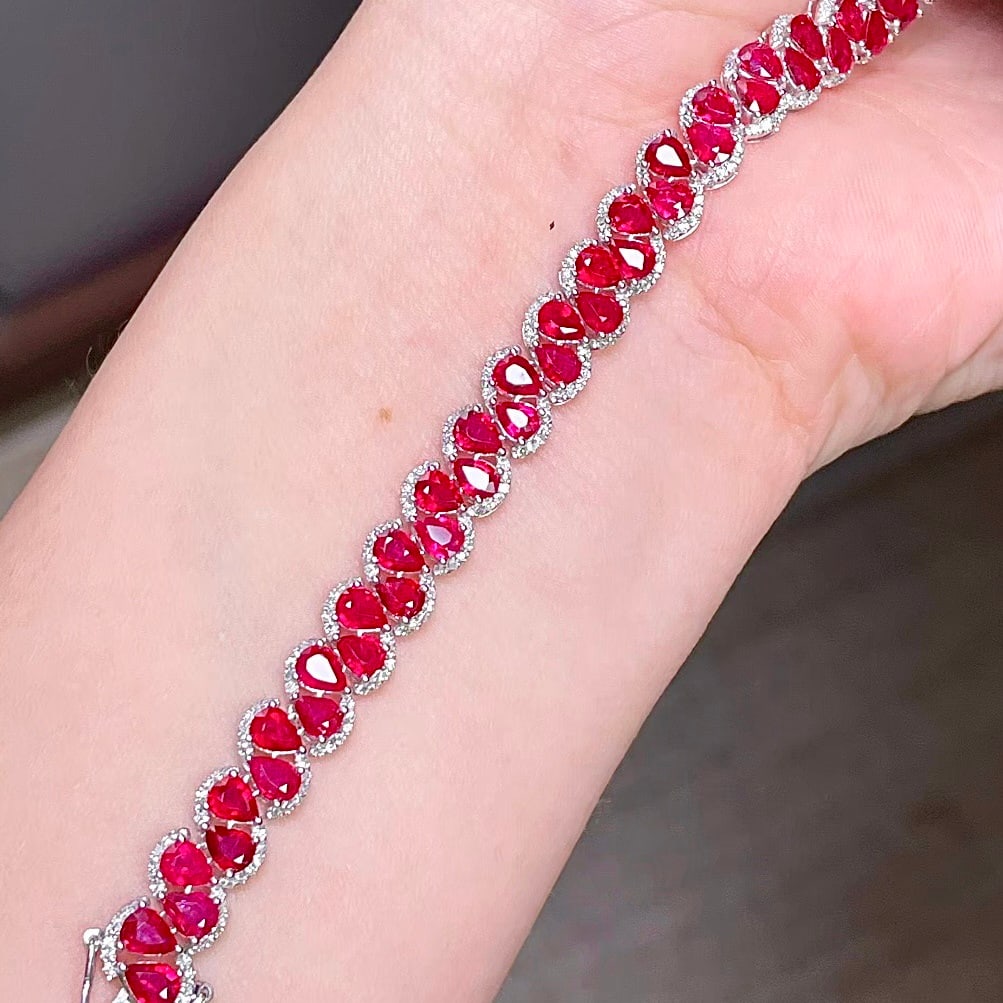 14k Gold 11 Ct Natural Ruby & Diamond Bracelet - 3