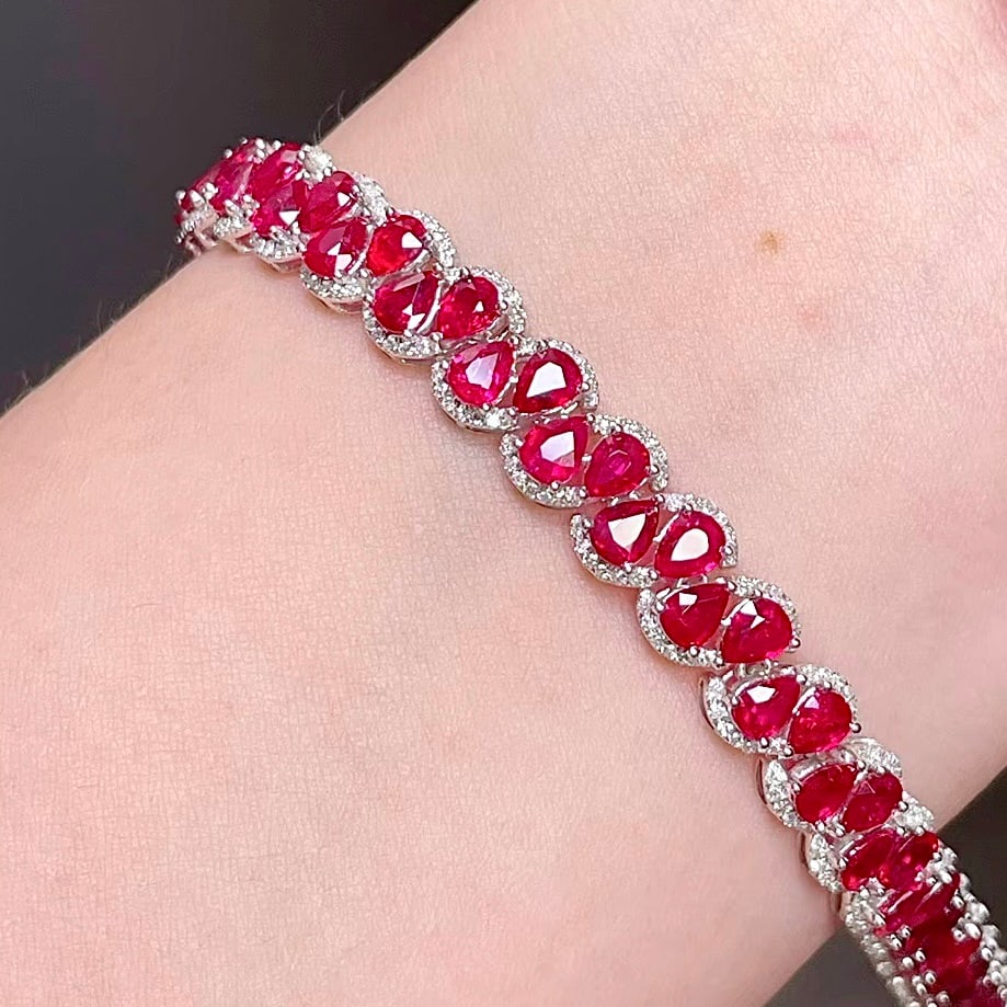 14k Gold 11 Ct Natural Ruby & Diamond Bracelet - 5