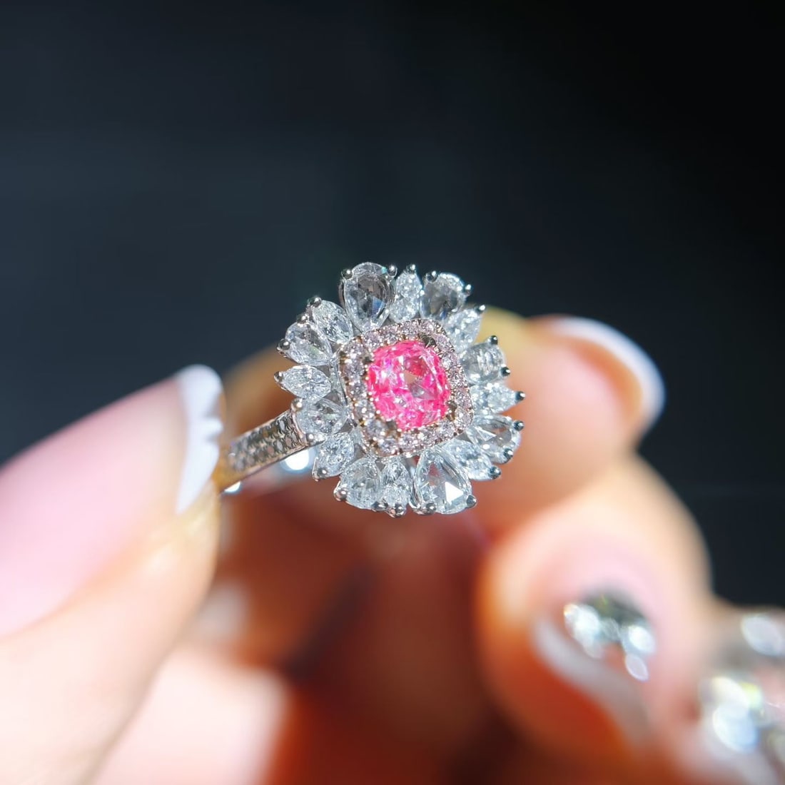 14k Gold 0.93 Ctw Natural Pink Diamond & Diamond Ring: Ref:231152418 // gold content:14k gold // ring size:7. 25us // // main gemstone:pink diamond // shape:cushion // carat weight:0. 30ct // color:pink // treatment:natural // // adjacent gemstone 2 :